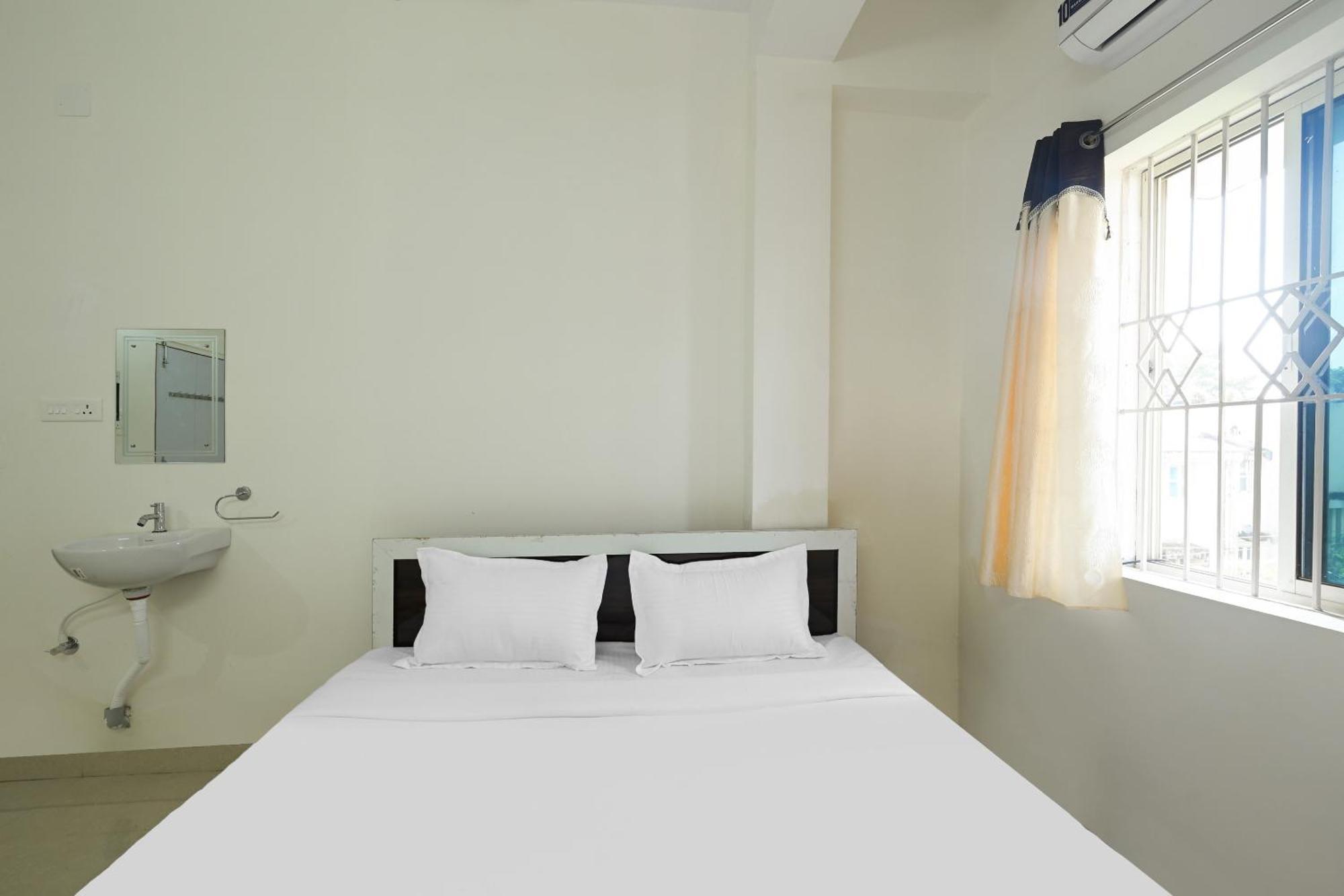 Hotel O Prateek A Residency Bhuvanesvar Kültér fotó