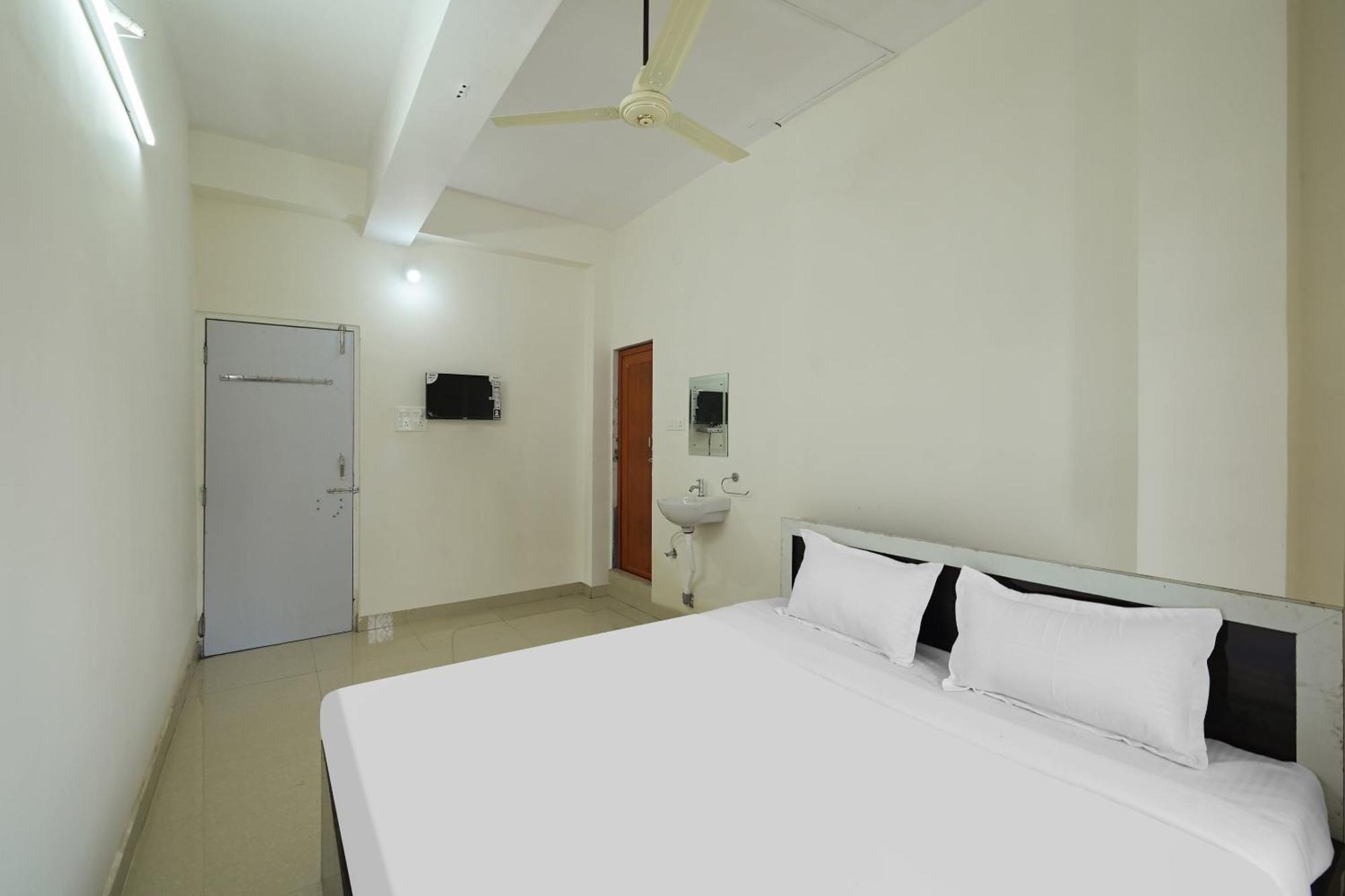 Hotel O Prateek A Residency Bhuvanesvar Kültér fotó