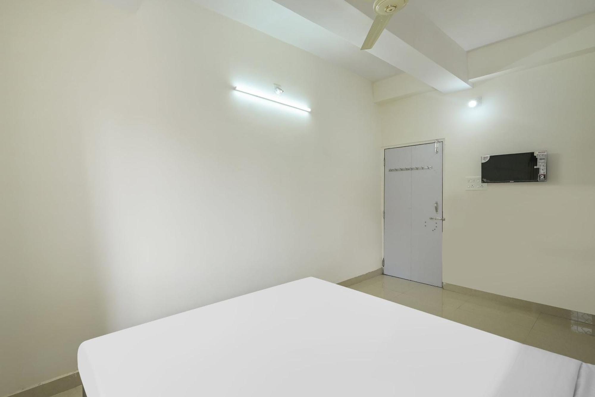 Hotel O Prateek A Residency Bhuvanesvar Kültér fotó