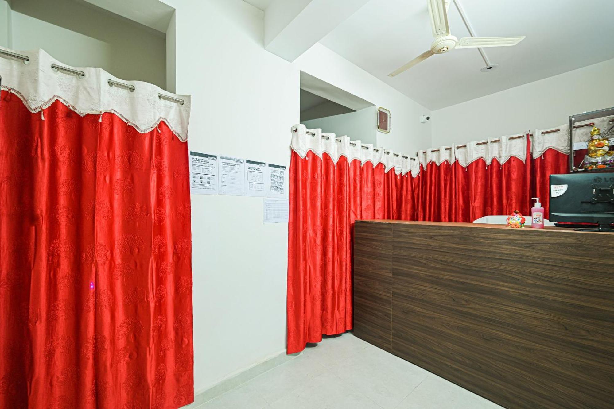 Hotel O Prateek A Residency Bhuvanesvar Kültér fotó
