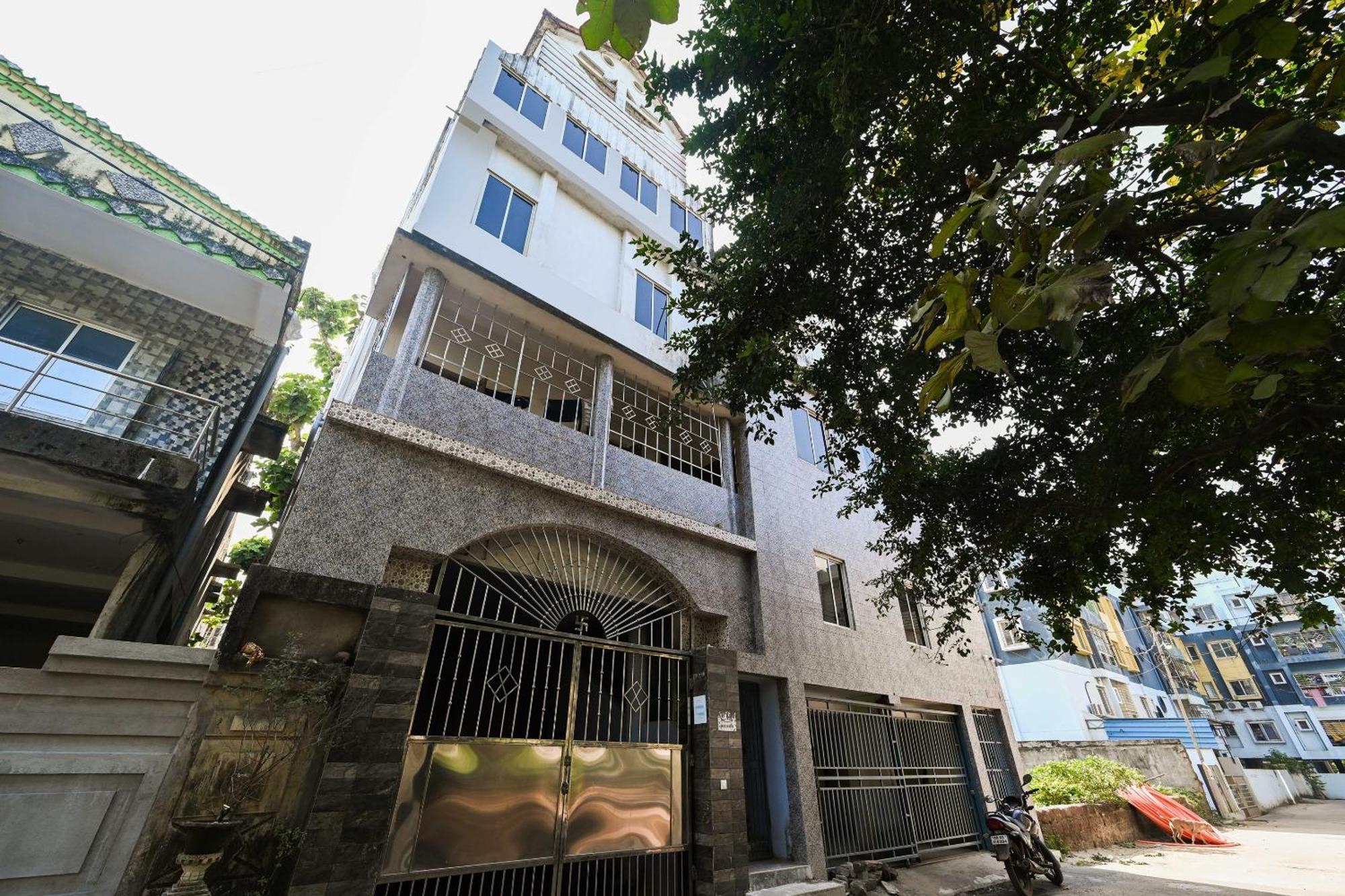 Hotel O Prateek A Residency Bhuvanesvar Kültér fotó